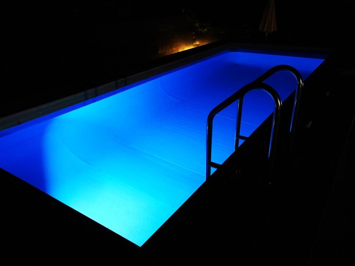יזולו Villa Roma Holidays מראה חיצוני תמונה