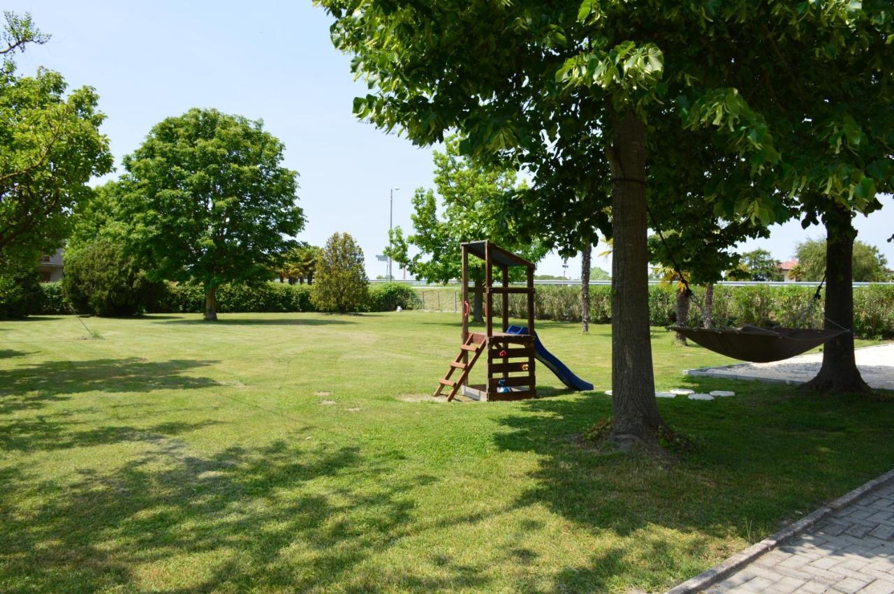 יזולו Villa Roma Holidays מראה חיצוני תמונה