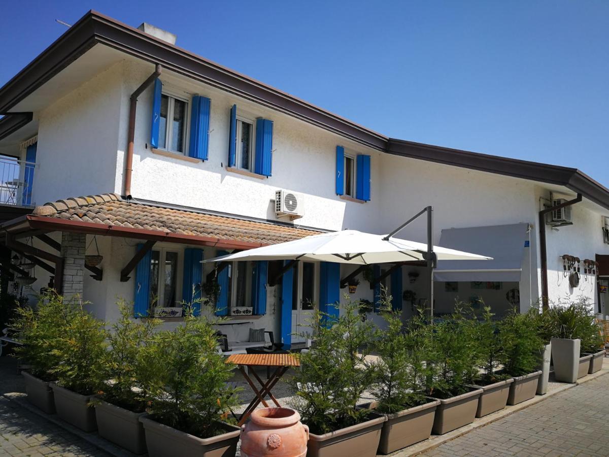יזולו Villa Roma Holidays מראה חיצוני תמונה